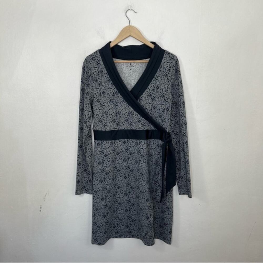 Athleta Wellington Gray Floral Faux Wrap Yoga Dress Size Medium